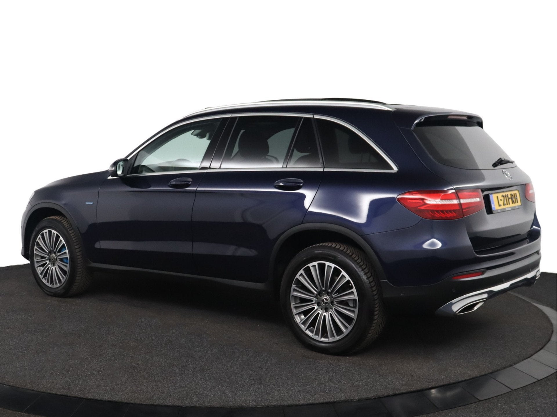 Mercedes-Benz GLC 350e 4MATIC Premium All Season Banden| Led, Auto's, Automaat, Gebruikt, Euro 6, 4 cilinders