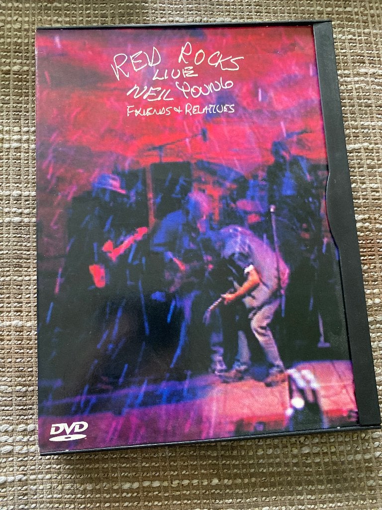 Neil Young - Red Rocks Live: Friends & Relatives DVD, Alle leeftijden, Engels, Ophalen of Verzenden, Zo goed als nieuw