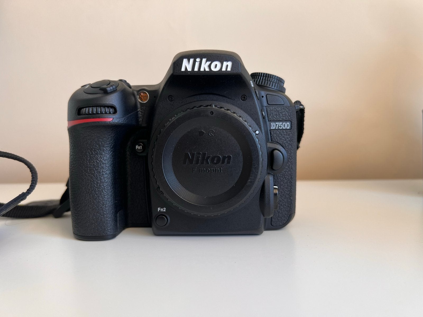 Nikon D7500 Spiegelreflexcamera - Z.G.A.N. (1500 clicks), Audio, Tv en Foto, Fotocamera's Digitaal, Ophalen, Spiegelreflex, Kantelbaar/draaibaar scherm