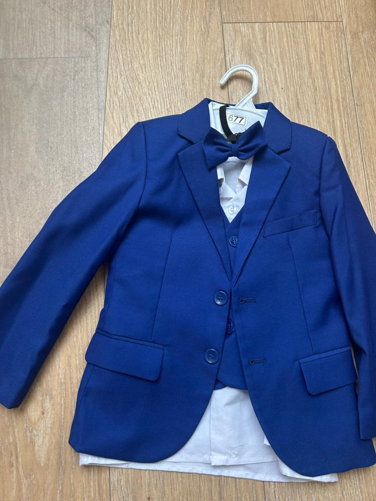 Blauwkinderpak met strikje en 2 overhemden maat 98/104, Ophalen of Verzenden, Zo goed als nieuw, Jongen
