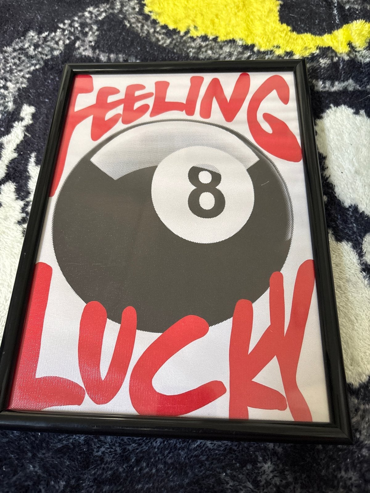 Fotolijst met 'Feeling Lucky' 8-ball poster, Huis en Inrichting, Kunststof, Gebruikt, Ophalen of Verzenden, Fotolijst