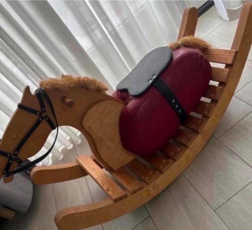 Houten hobbelpaard voor kinderen (3-12 jaar), Kinderen en Baby's, Speelgoed | Hobbelfiguren, Gebruikt, Ophalen of Verzenden