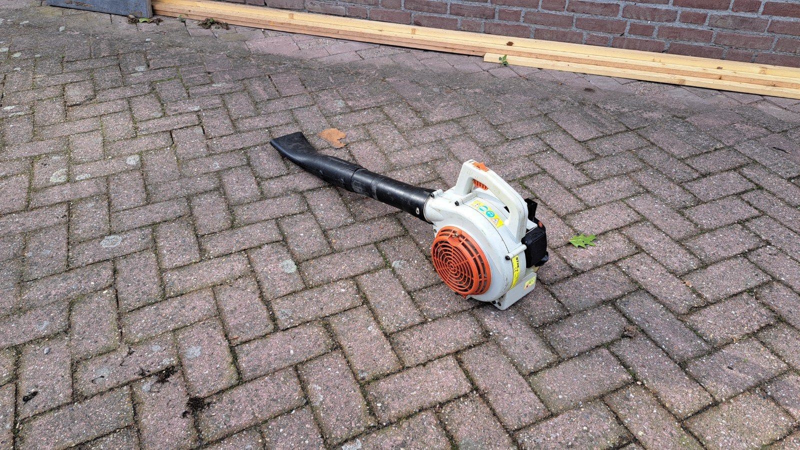 Stihl BG 75 bladblazer 30jr oud maar blaast nog als nieuw, Ophalen, Gebruikt, Handgedragen, BG 75