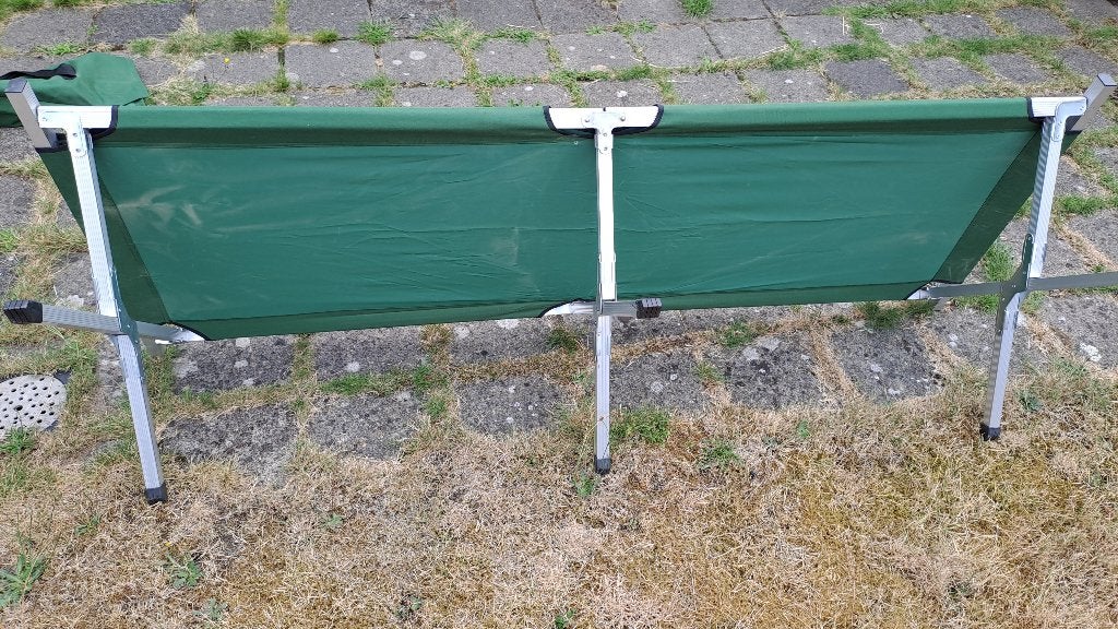 Groen veldbed - 190x63x50 cm, Ophalen, Gebruikt