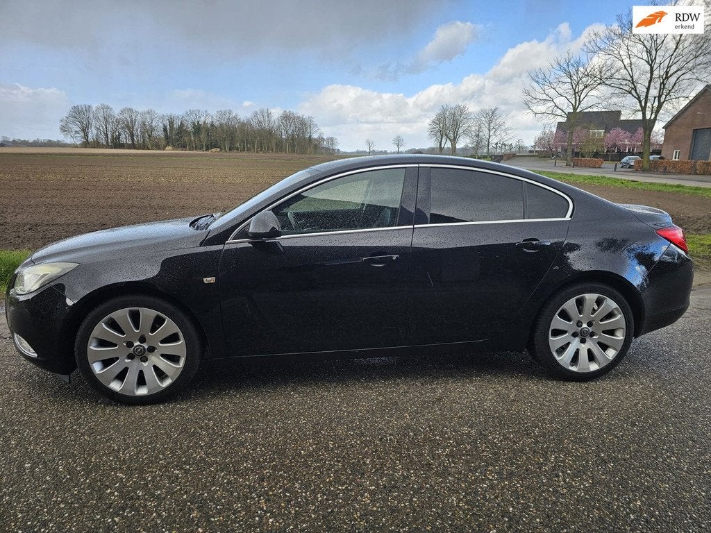 Opel Insignia 2.0 T Sport 4x4, 4 cilinders, Zwart, Bedrijf, Handgeschakeld