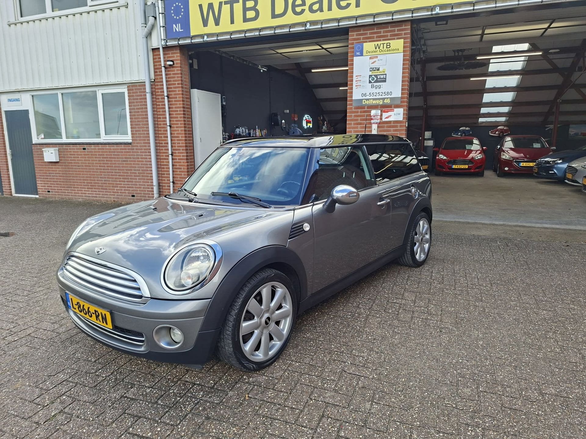 MINI Clubman