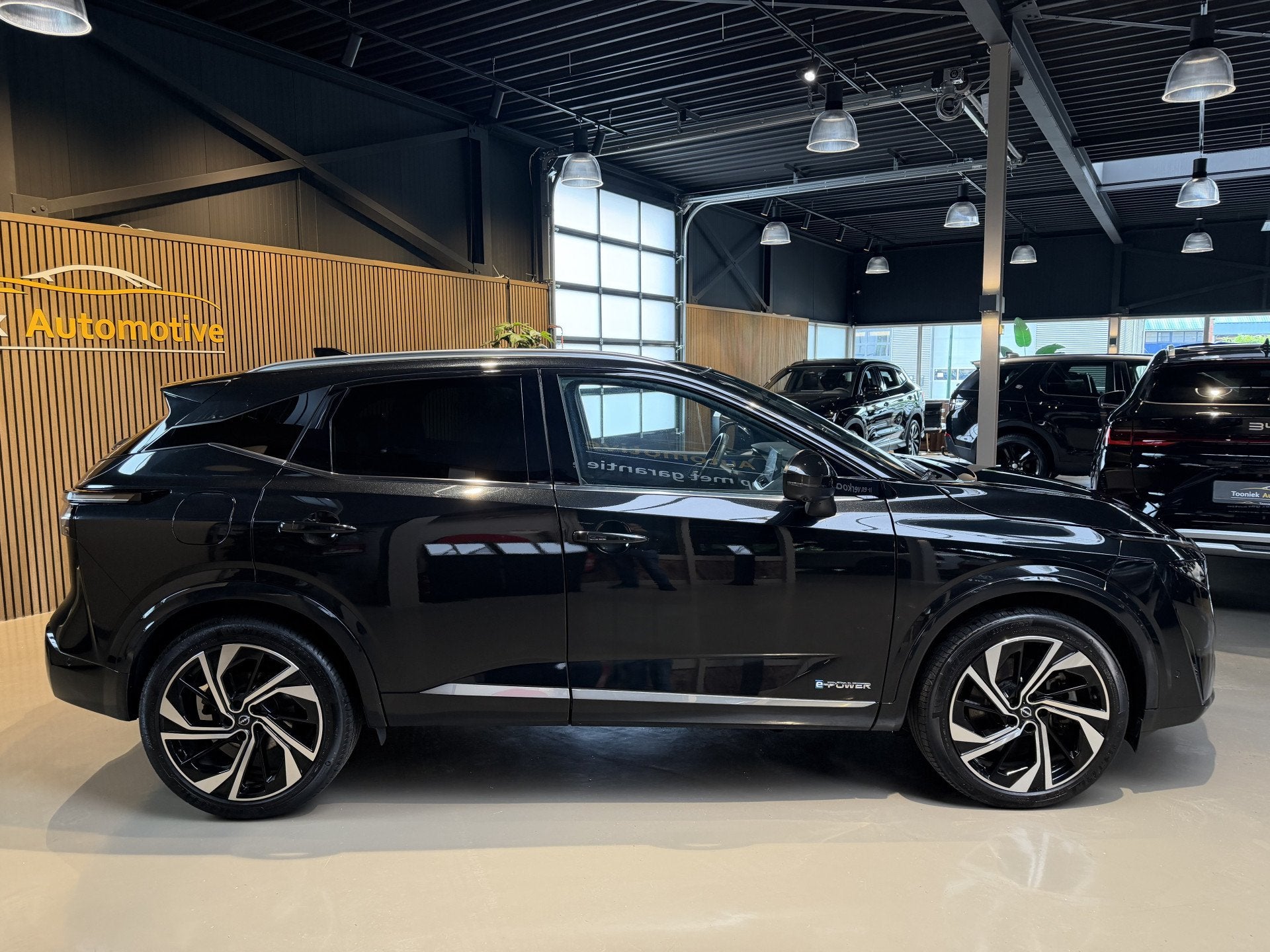 Nissan QASHQAI 1.5 e-Power Tekna Plus | PANORAMADAK | STOELV, Auto's, Dealer onderhouden, 1497 cc, Gebruikt, Met garantie (alle)