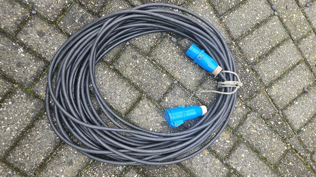 Verlengsnoer met CEE stekkers, Caravans en Kamperen, Kampeeraccessoires, Ophalen, Zo goed als nieuw