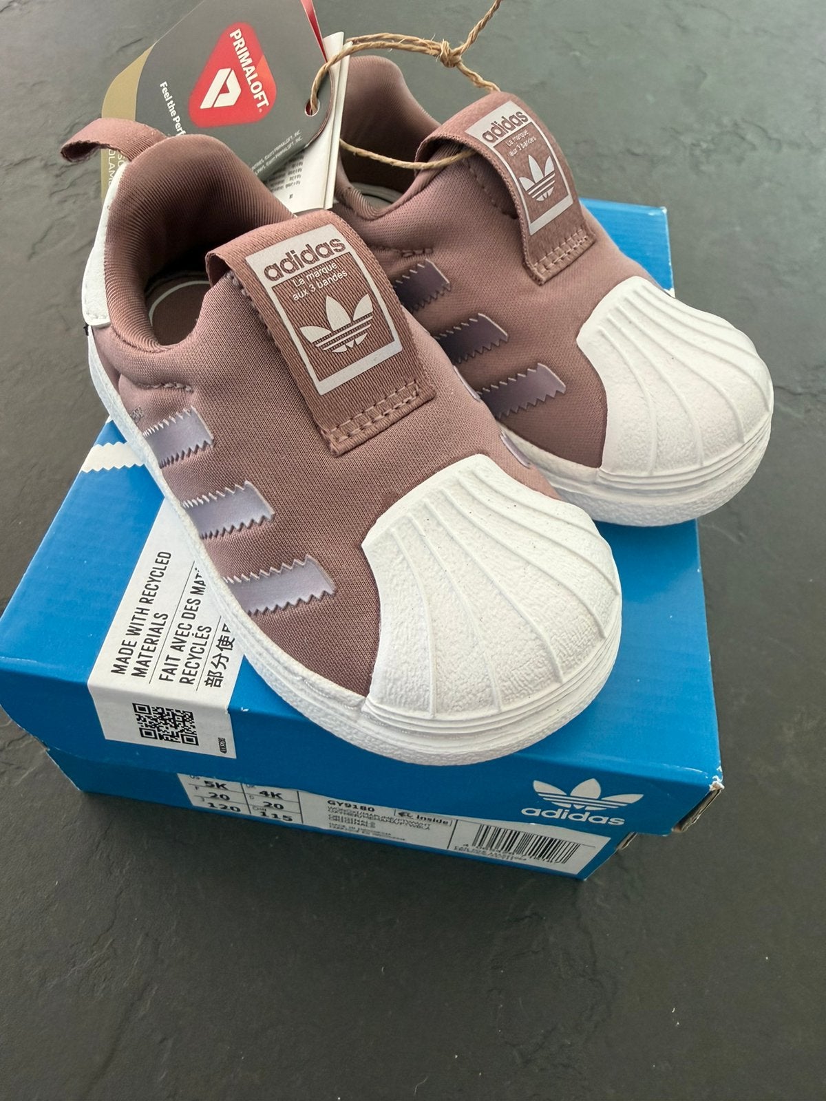 Adidas sneaker NIEUW, Kinderen en Baby's, Babykleding | Schoentjes en Sokjes, Schoentjes, Jongetje of Meisje, Nieuw, Ophalen of Verzenden