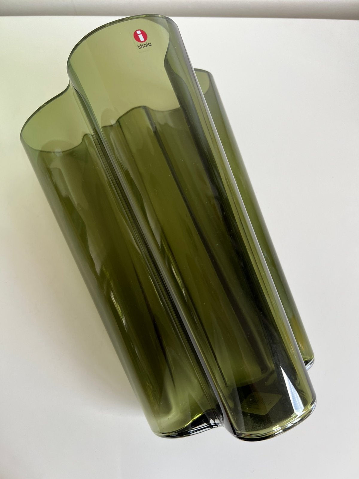 Nieuw in Doos Iittala Alvar Aalto Savoy Vaas Mosgroen H 25,1, Overige kleuren, Nieuw, Ophalen of Verzenden, Glas