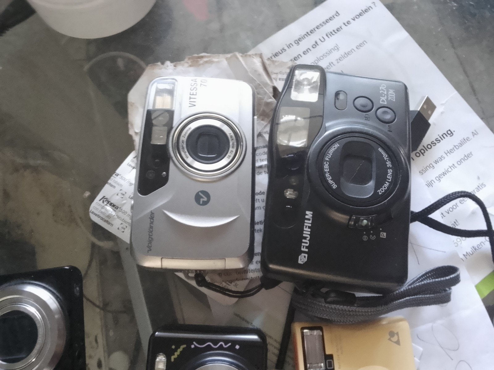 Vintage Compactcamera's: Fujifilm DL-270 Zoom & Vitesse 70, Ophalen of Verzenden