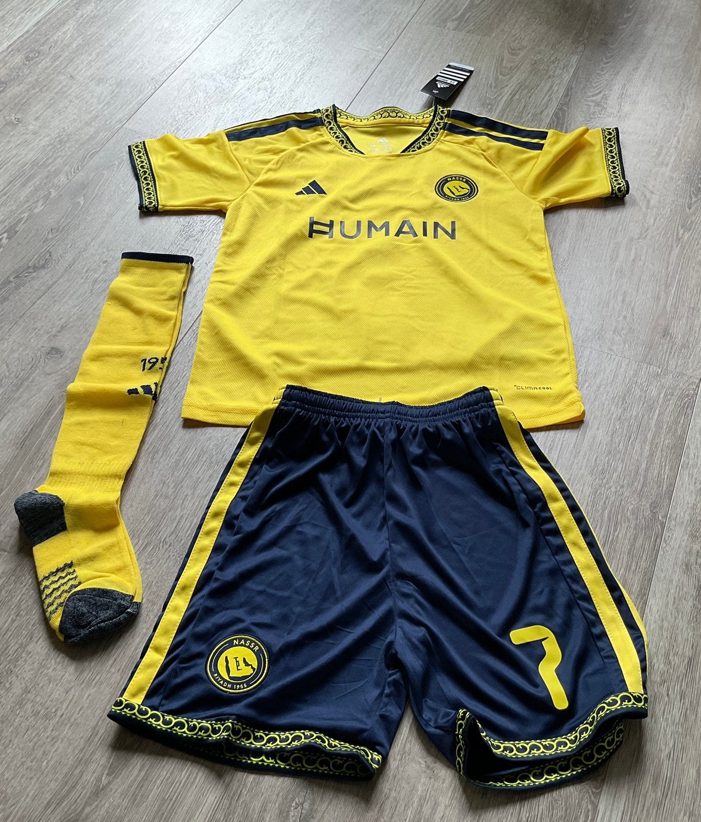 Ronaldo tenue nassr maat:140, Maat XS of kleiner, Ophalen of Verzenden, Nieuw, Set