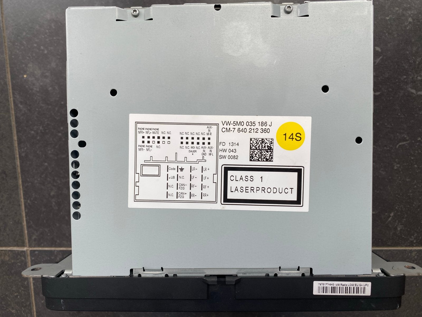 Autoradio Volkswagens RCD 330G Plus Radio - Origineel VW, Ophalen of Verzenden, Gebruikt