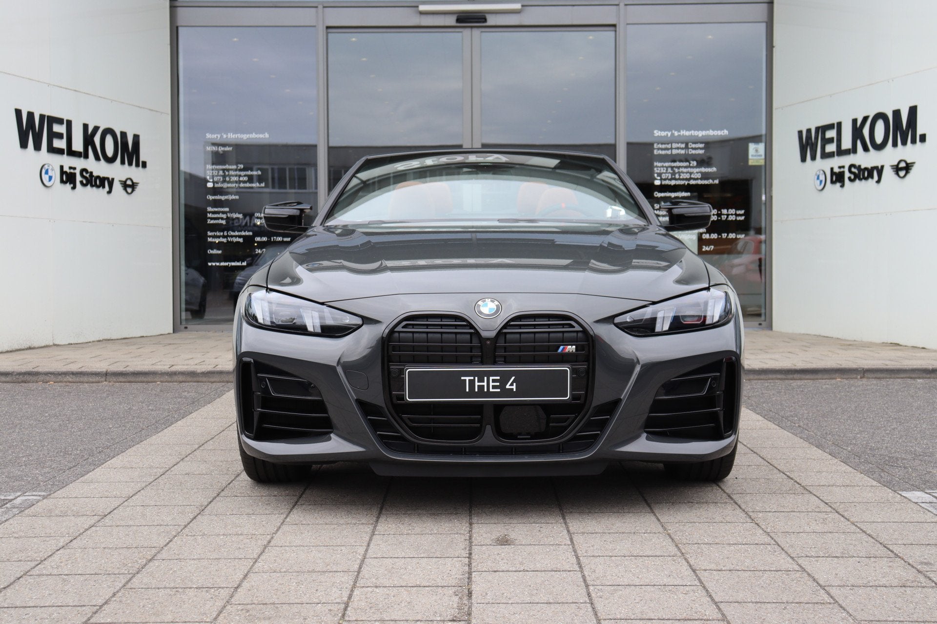 BMW 4 Serie Cabrio M440i xDrive Automaat / Trekhaak / Parkin, Automaat, Automatische klimaatregeling, Zwart, 4-Serie