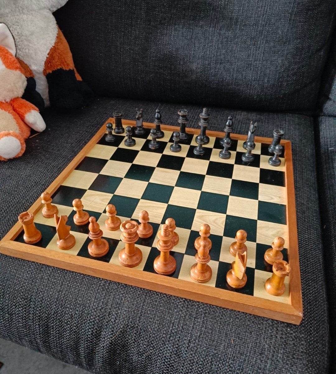 Houten Schaak- en Dambord met Stukken, Een of twee spelers, Ophalen of Verzenden, Gebruikt