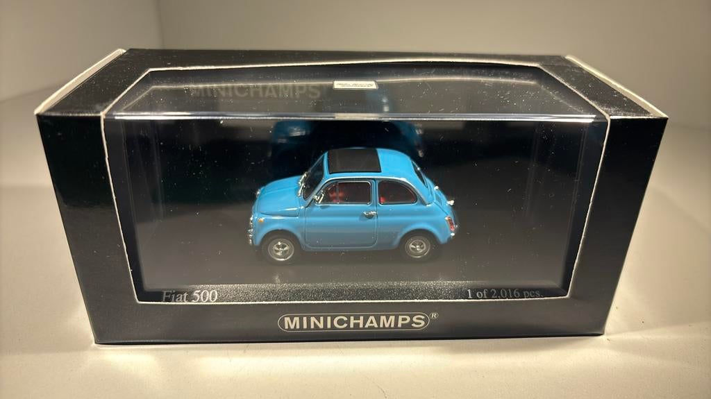 Fiat 500 bleu minichamps 1.43, Hobby en Vrije tijd, Modelauto's | 1:43, Auto, Ophalen of Verzenden, MiniChamps, A