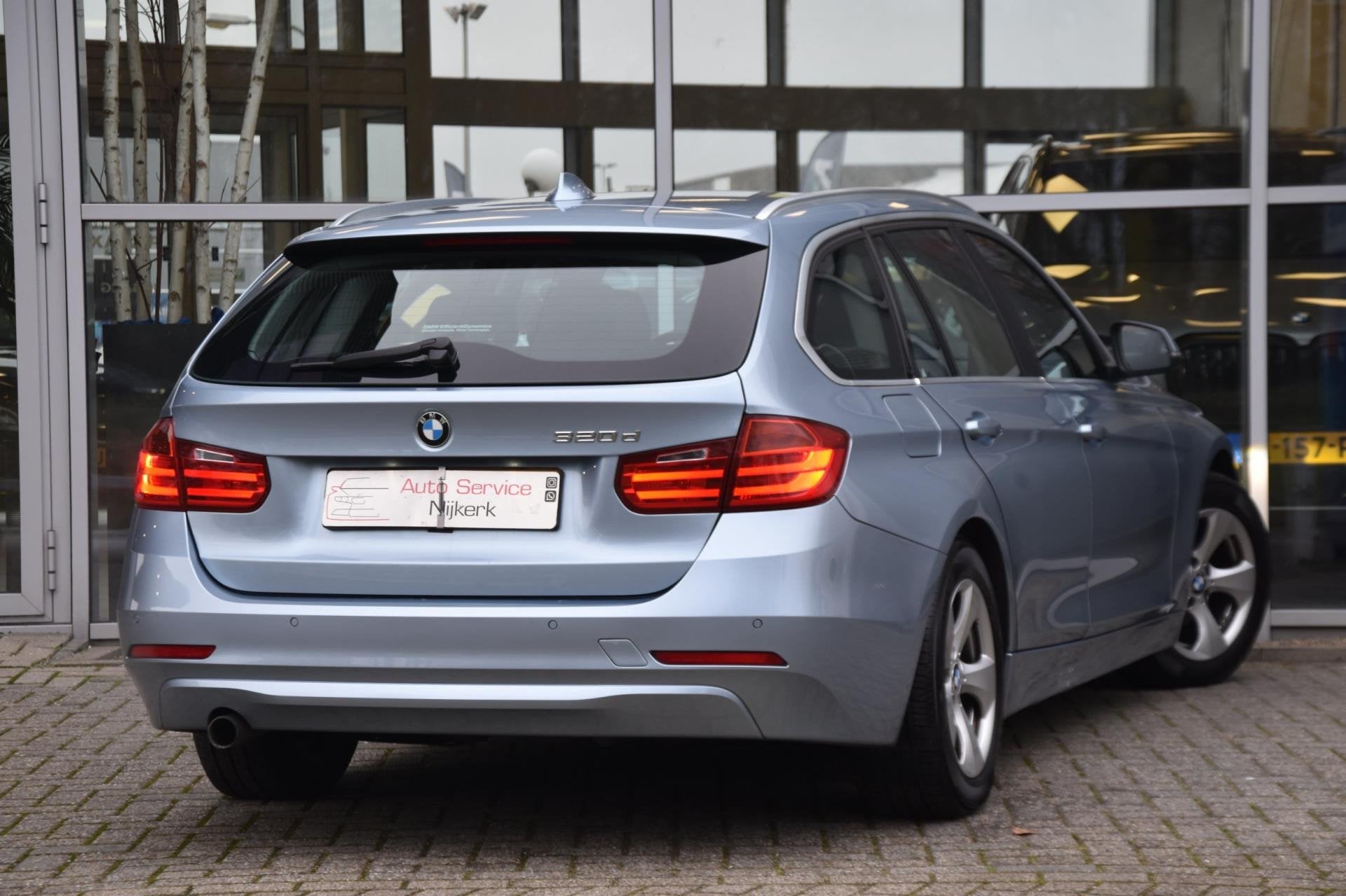 BMW 3-serie Touring 320d EfficientDynamics Navi PDC Xenon Cr, Auto's, Euro 5, Zwart, 4 cilinders, Blauw