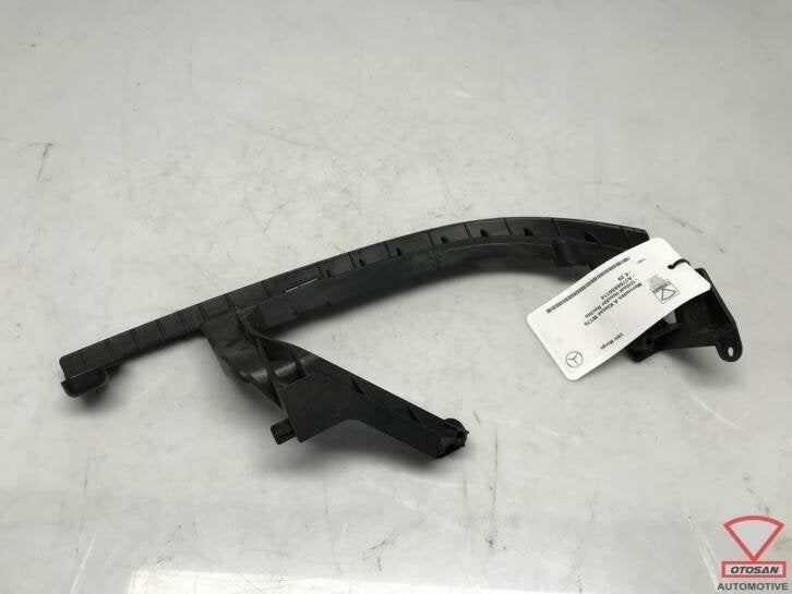 mercedes a klasse w176 uitlaat houder rechts a1768850114