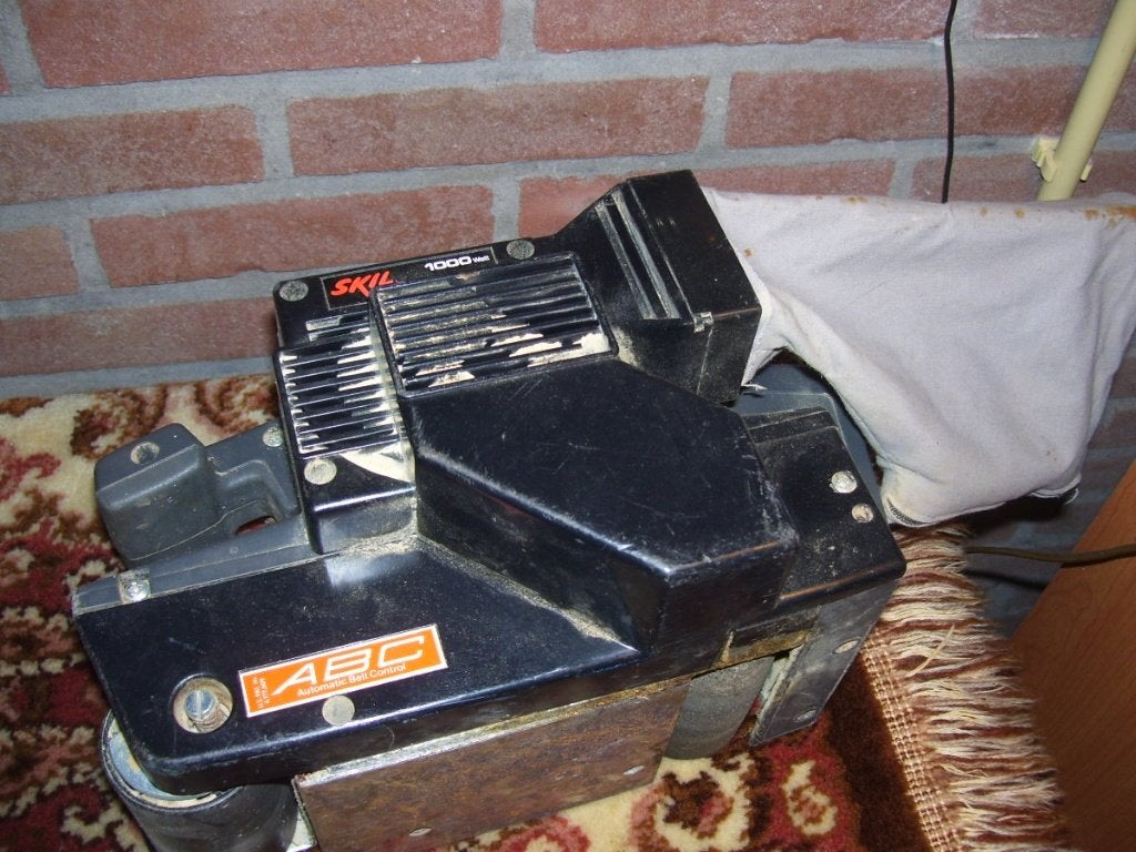 BANDSCHUURMACHINE SKIL, Ophalen of Verzenden, Gebruikt, 600 tot 1200 watt, Bandschuurmachine
