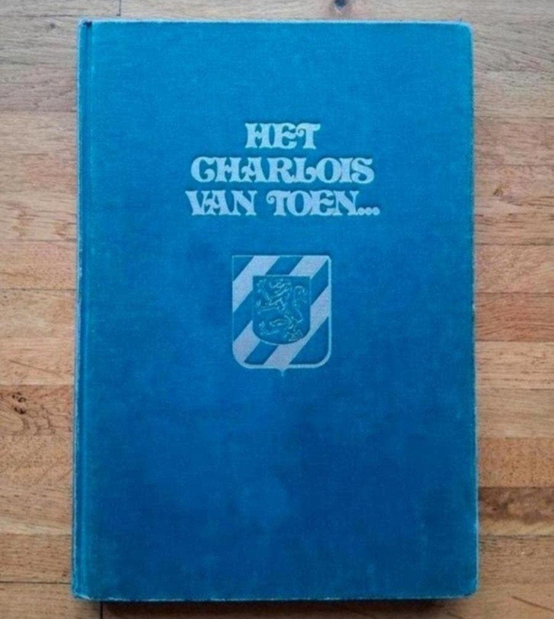 charlois van toen Geschiedenis fotoboek en informatie, Boeken, Ophalen of Verzenden, Zo goed als nieuw
