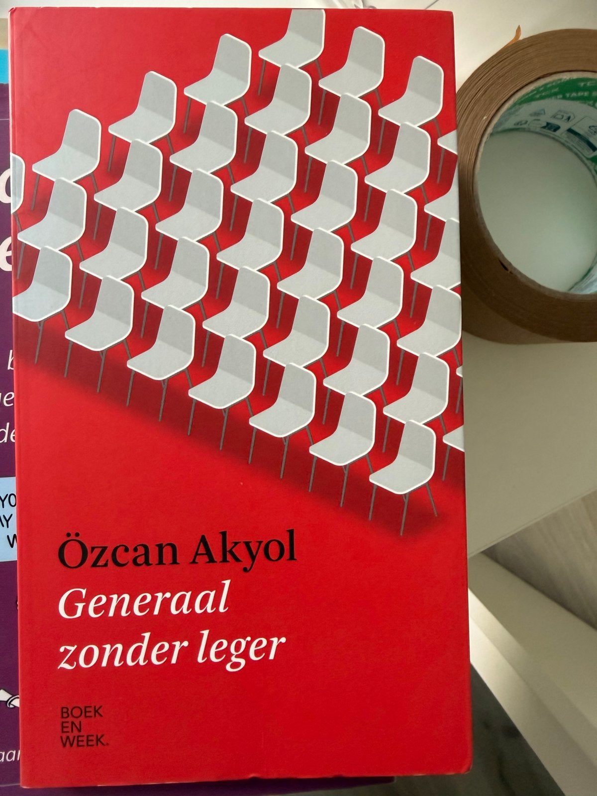 Generaal zonder leger - Özcan Akyol (Boek en Week), Ophalen of Verzenden, Zo goed als nieuw, Nederland