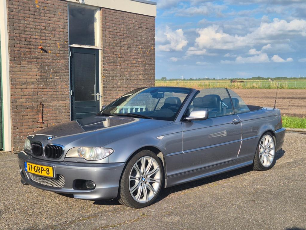 BMW 3-Serie 325i Cabriolet, M-pakket, Auto's, BMW, Achterwielaandrijving, Zwart, Cabriolet, 4 stoelen