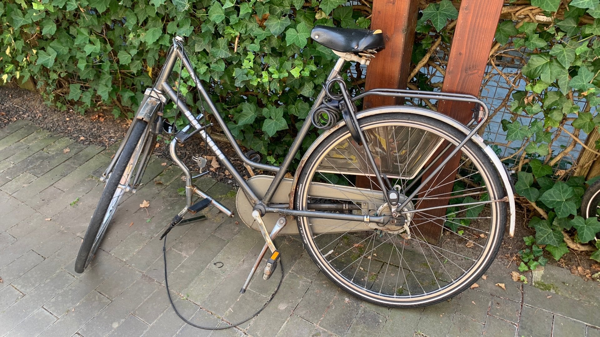 Gratis fiets voor onderdelen of oud ijzer, Ophalen, Gebruikt, Stadsfiets