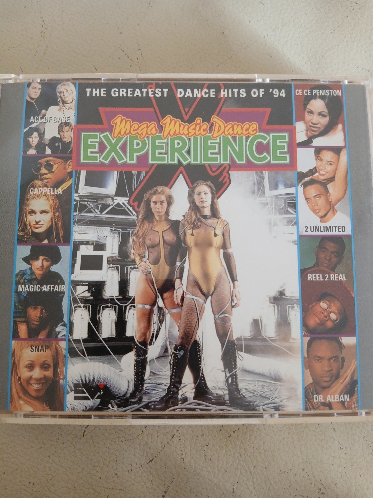 CDx2 Mega Music Dance Experience, Cd's en Dvd's, Ophalen of Verzenden, Zo goed als nieuw