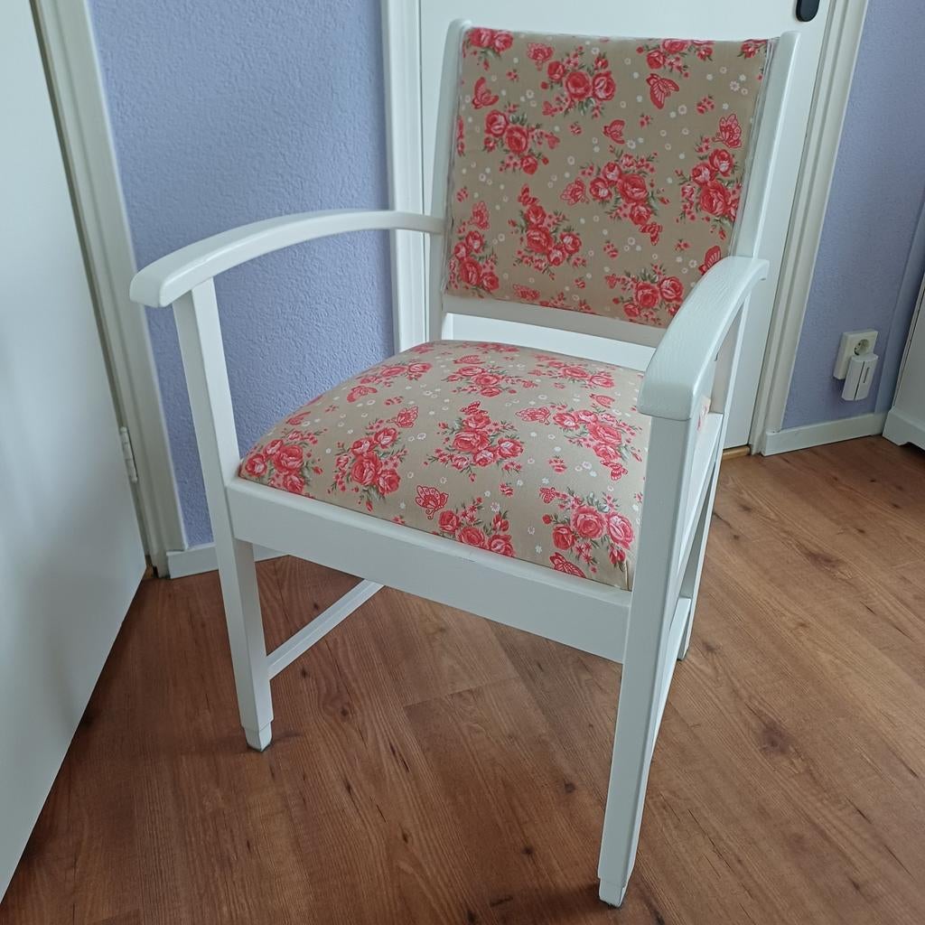 Vrolijk gepimpte armstoel uit jaren 50/60 vintage, roosjes, Ophalen, Gebruikt, Wit, Vintage