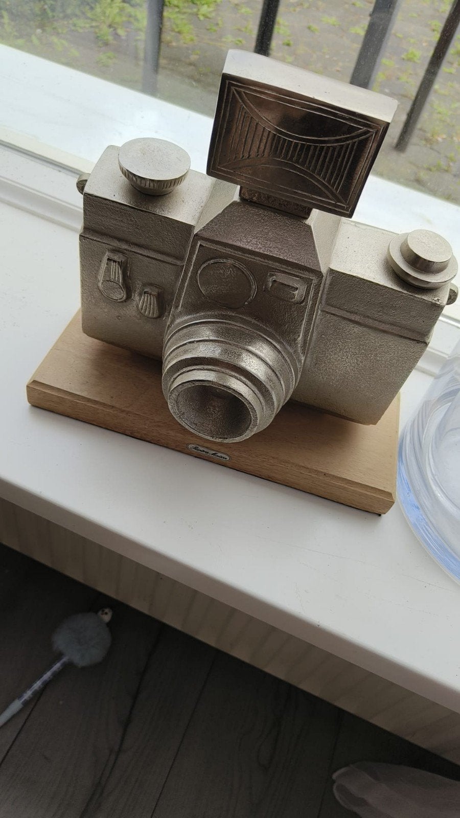 Riviera Maison camera statue, Huis en Inrichting, Ophalen, Zo goed als nieuw