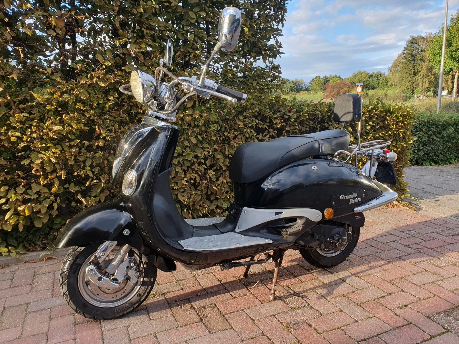 Zwarte Grande Retro Scooter, Gebruikt, Benzine, Ophalen, Overige merken