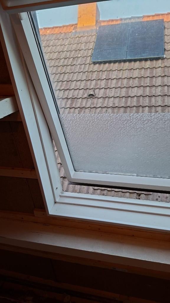velux dakraam 114 x 118 cm wit kunststof, Ophalen, 80 tot 120 cm, 80 tot 120 cm, Zo goed als nieuw