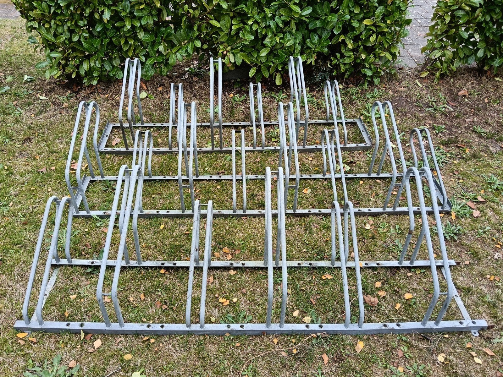 3 Koppelbare Fietsenrekken - 2x 2m, 1x 2.2m, Fietsen en Brommers, Ophalen, Gebruikt