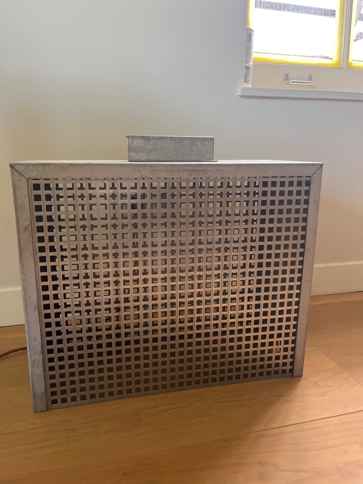 Industrieel raster bijzettafel - Metaal, Ophalen, Minder dan 45 cm, Gebruikt, Metaal of Aluminium