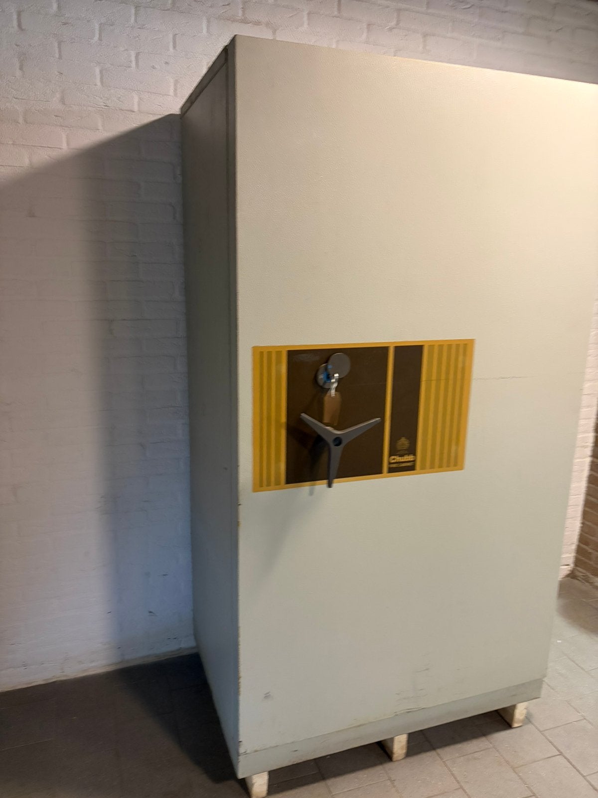 Grote laden kluis / brandkast, Ophalen, Zo goed als nieuw