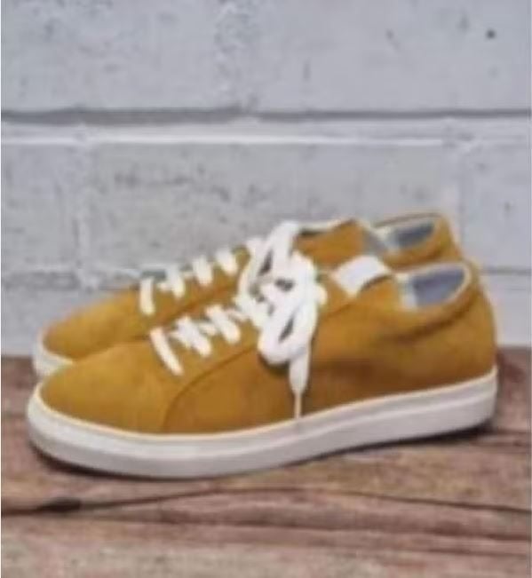 Daniel - Prachtige suedeleren sneakers maat 36 - Nieuw, Geel, Nieuw, Ophalen of Verzenden, Sneakers of Gympen