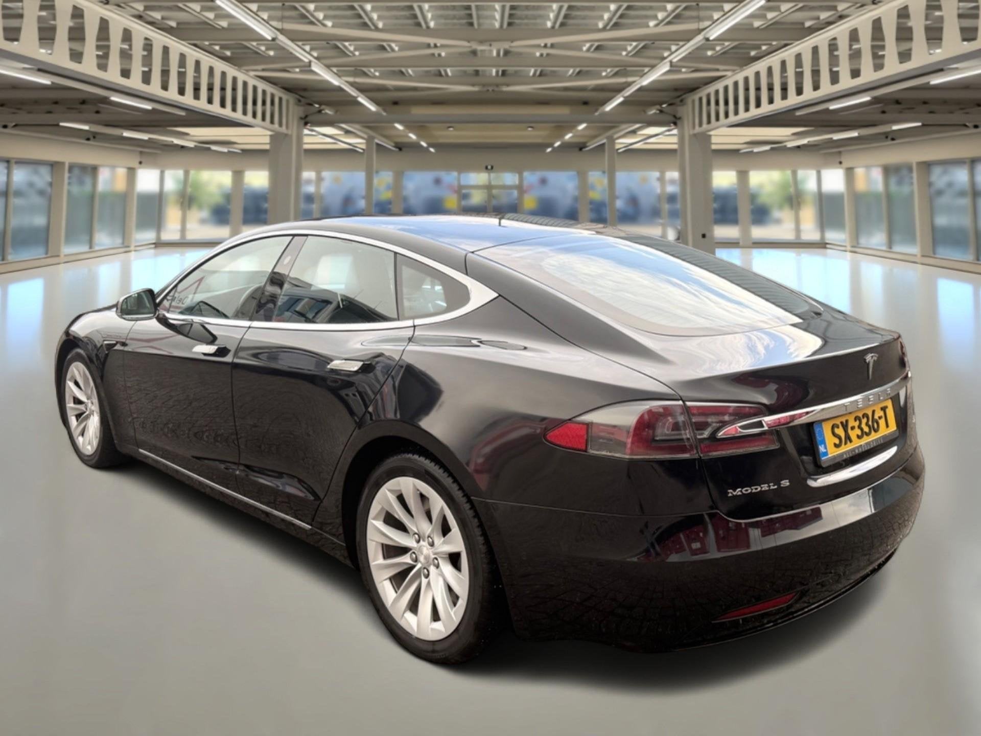 Tesla Model S 75D Base Enhanced Autopilot Luchtvering Panora, Auto's, Tesla, Stof, Gebruikt, Zwart, Origineel Nederlands