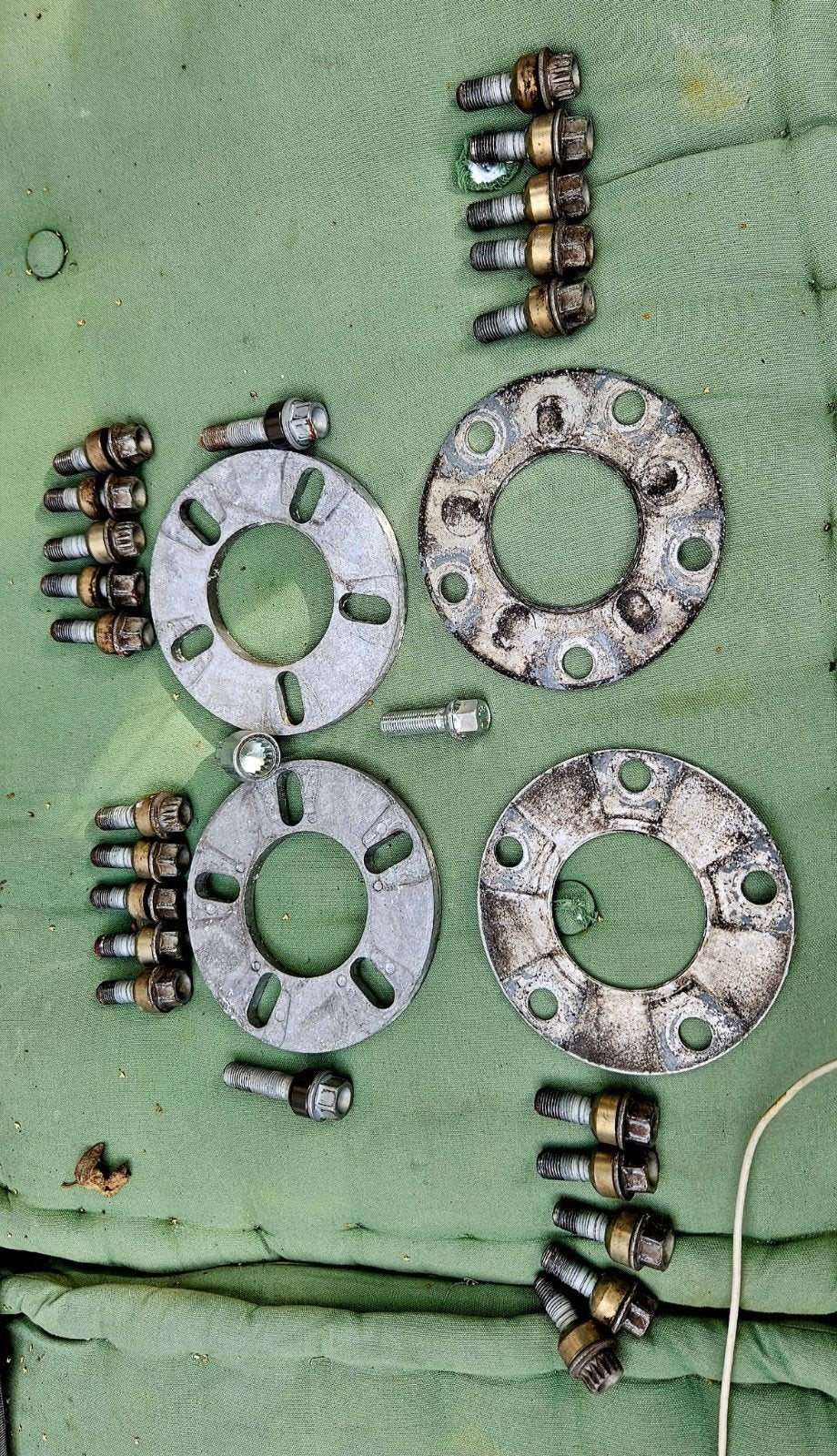 Set van 4 Spoorverbreders met Bouten, Auto-onderdelen, Ophalen of Verzenden, Gebruikt, Universele onderdelen