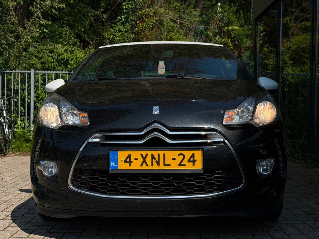 Citroen DS3 1.2 PureTech So Chic Cruise Control Nieuwe Apk A, Auto's, Citroën, Voorwielaandrijving, Euro 5, Gebruikt, 31 €/maand