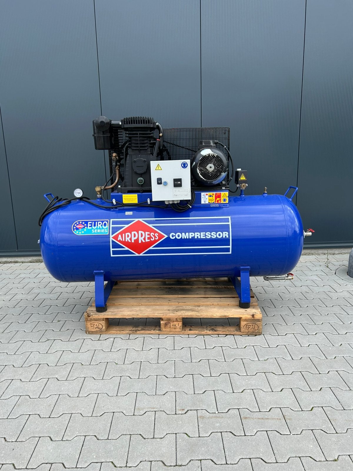 Airpress k500-1500 500 liter compressor – 16 bar – 400V, Doe-het-zelf en Verbouw, Compressors, Ophalen, Gebruikt, 800 liter/min of meer