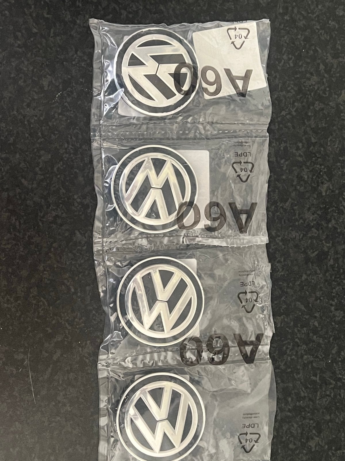 4x Originele VW Naafdoppen 60mm - Nieuw in verpakking, Ophalen of Verzenden, Nieuw, Volkswagen