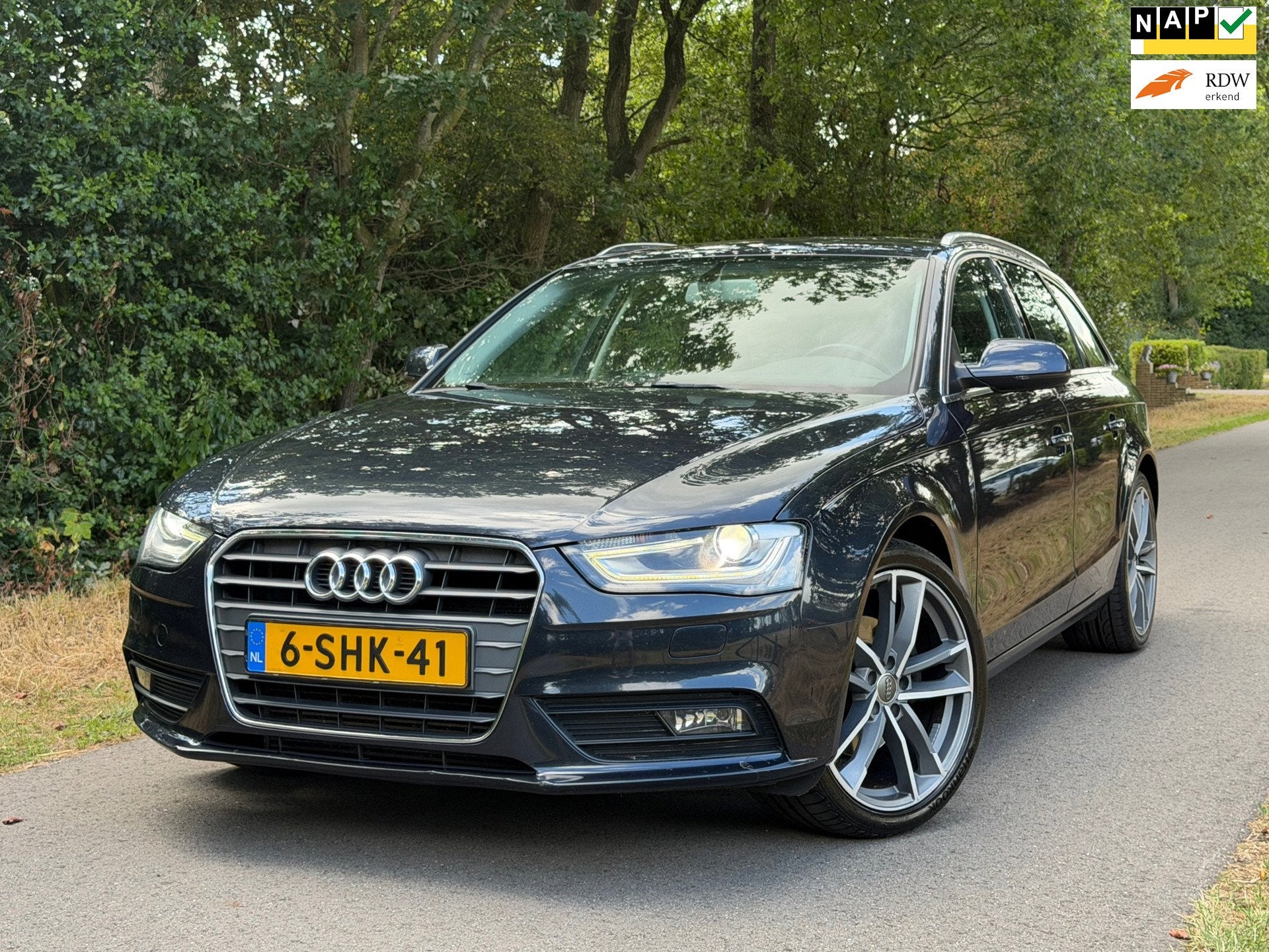 Audi A4 Avant 1.8 TFSI Business Edition | Automaat + Cruise, Auto's, Stof, Gebruikt, 4 cilinders, A4