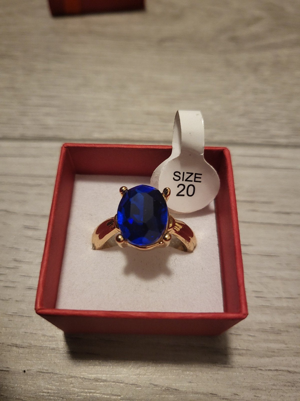 Nieuwe gouden ring met blauwe edelsteen, maat 20, Sieraden, Tassen en Uiterlijk, Ringen, 20 of groter, Blauw, Nieuw, Ophalen of Verzenden