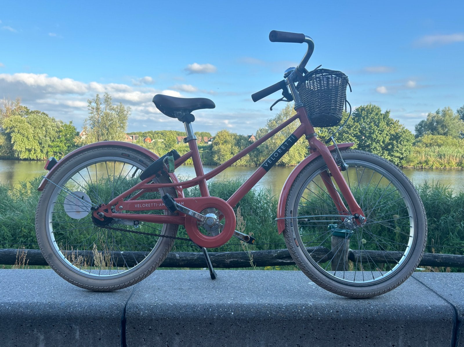 Veloretti kinderfiets 20 inch met mandje, Ophalen, Gebruikt, Terugtraprem, 20 inch of meer