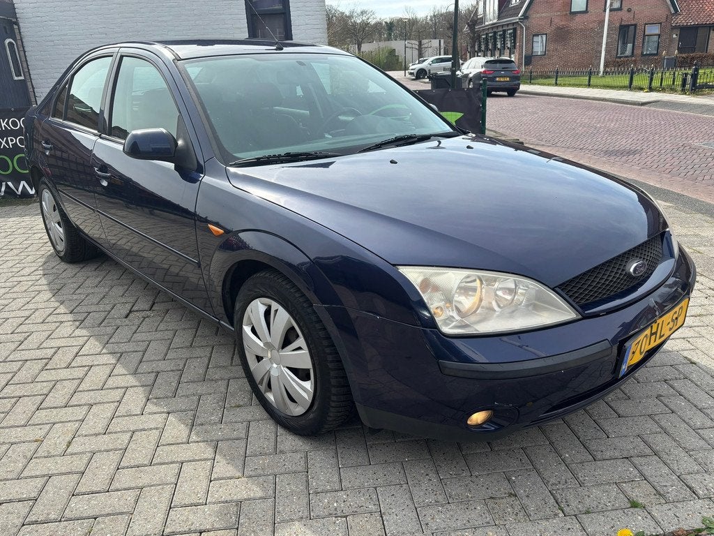 Ford Mondeo 2.0-16V Trend Automaat | trekhaak | nw apk | air, Auto's, Ford, Mondeo, Blauw, Euro 4, 710 kg