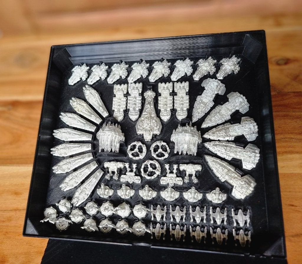 Twilight imperium metal ships, Hobby en Vrije tijd, Vijf spelers of meer, Ophalen of Verzenden, Nieuw