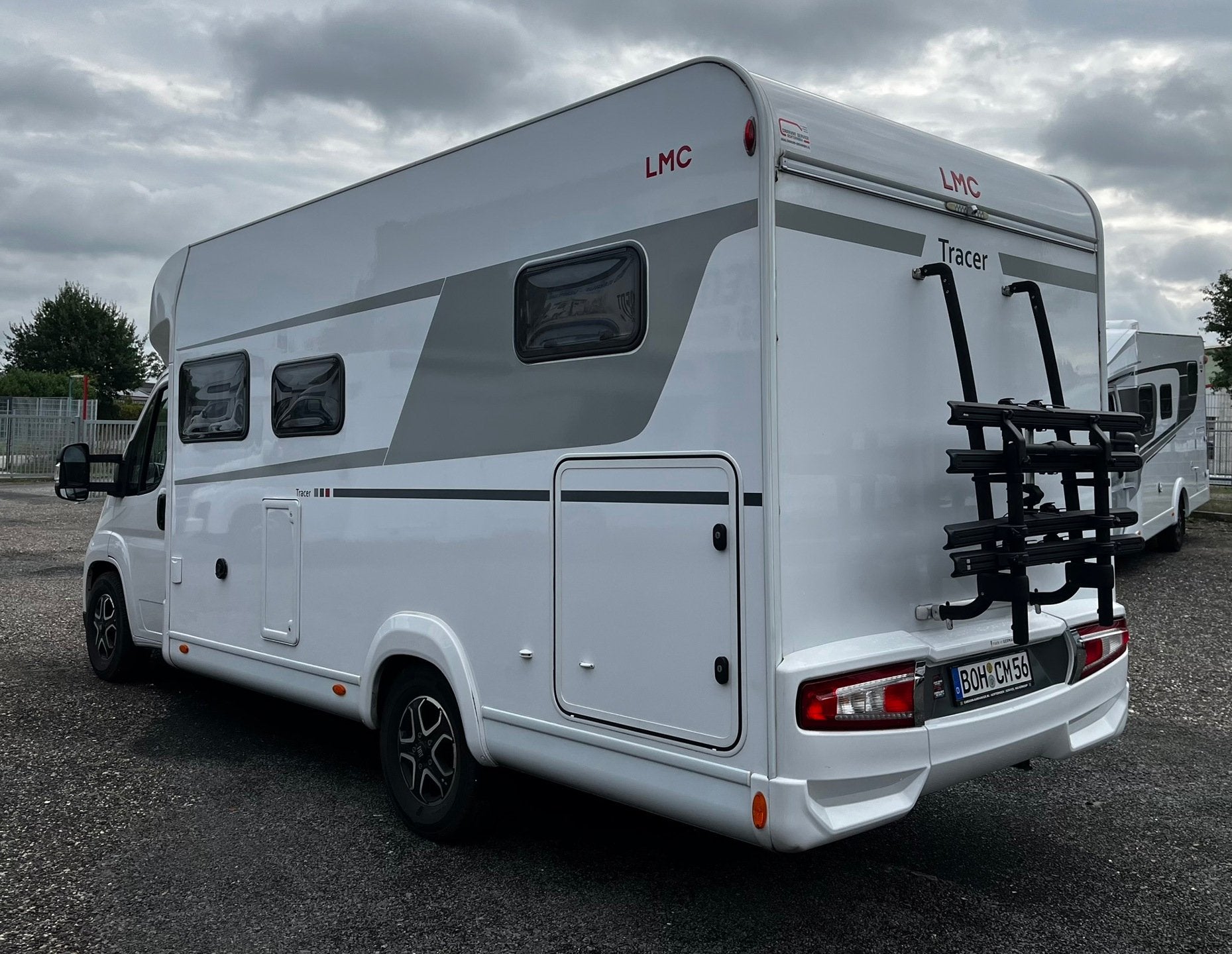 LMC Tracer A 690 Automaat Half Integraal | Cruise control |, Automaat, Ringverwarming, Bedrijf, Diesel