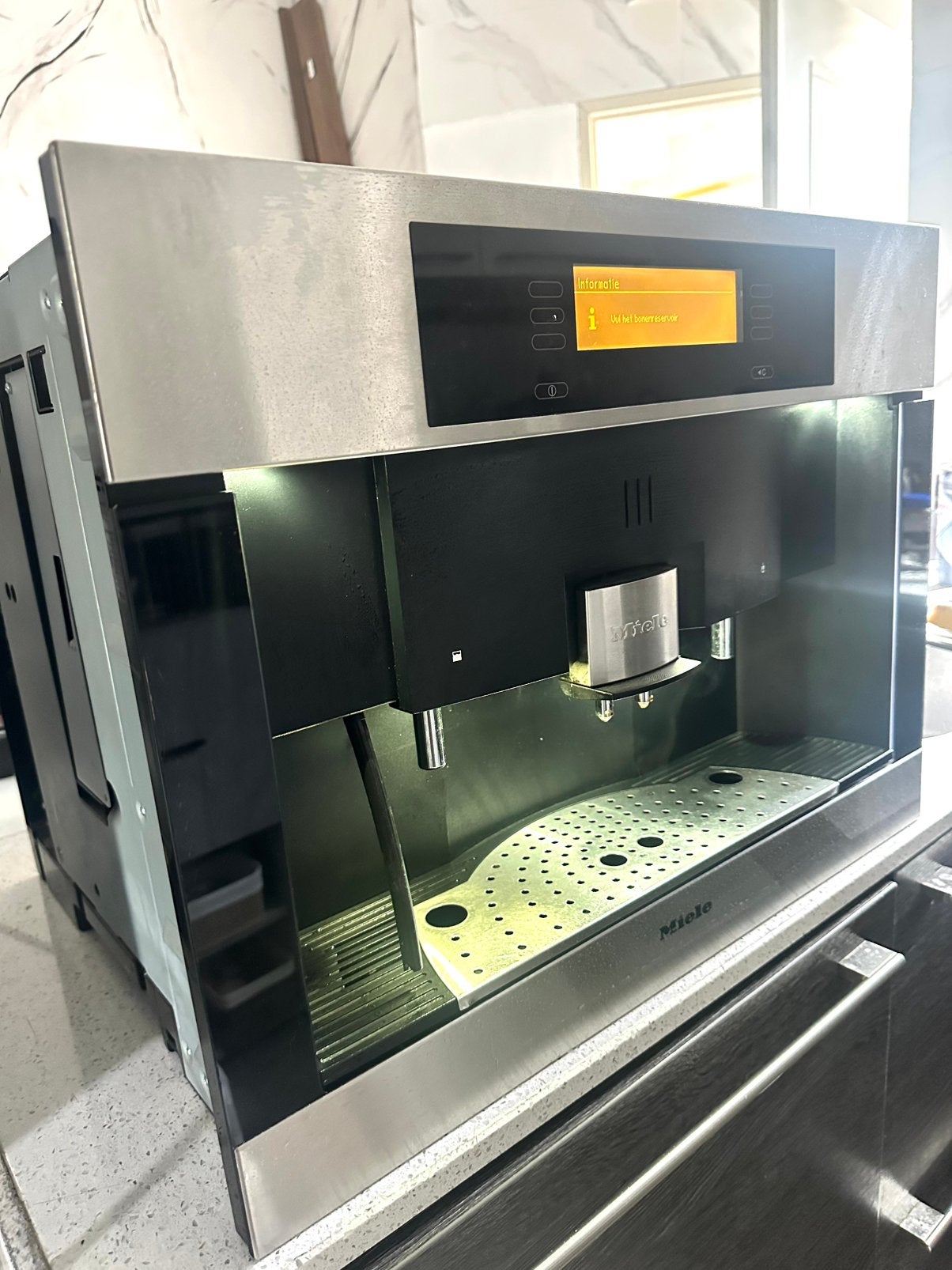 Miele CVA 4085 inbouw koffiemaschine, Ophalen, Refurbished, Koffiemachine