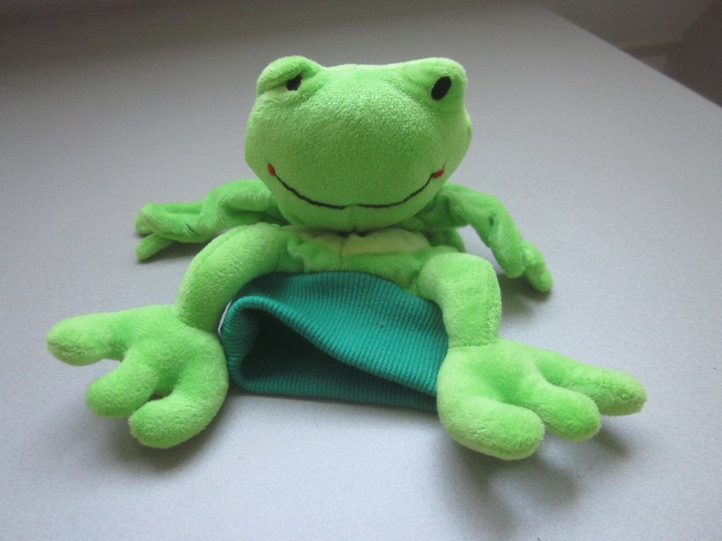 Tendertoys groen zacht pluche handpop poppenkastpop kikker, Kikker, Groen, Overige merken, Overige karakters