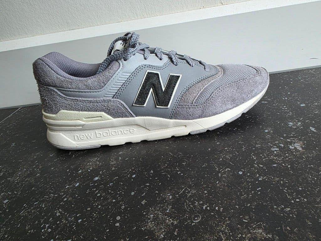 New Balance 997H sneakers bijna gratis, New Balance, Overige kleuren, Ophalen of Verzenden, Sneakers of Gympen